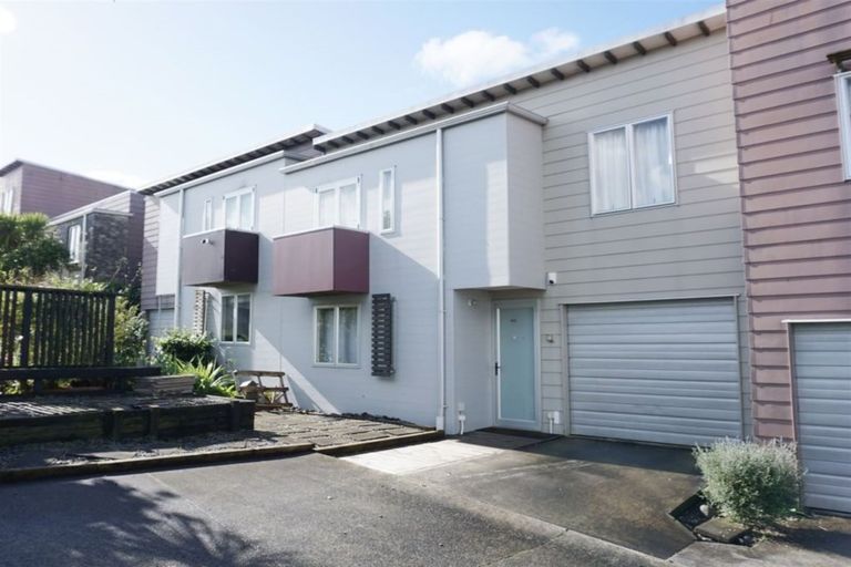 Photo of property in 99 Albionvale Road, Glen Eden, Auckland, 0602