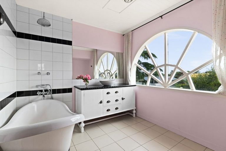 Photo of property in 1/509 Fitzroy Avenue, Hastings, 4122