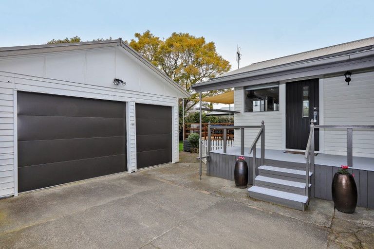 Photo of property in 34 Warwick Crescent, Taradale, Napier, 4112