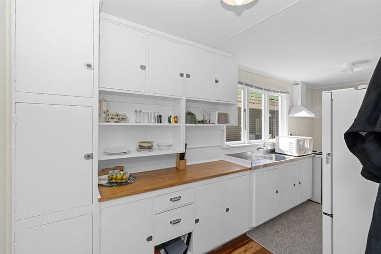 Photo of property in 145 Cambridge Street, Levin, 5510