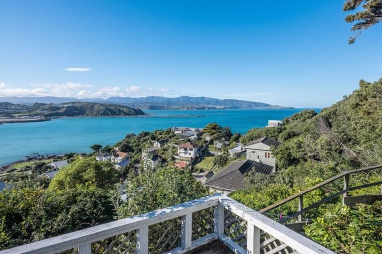 Photo of property in 103 View Road, Houghton Bay, Wellington, 6023
