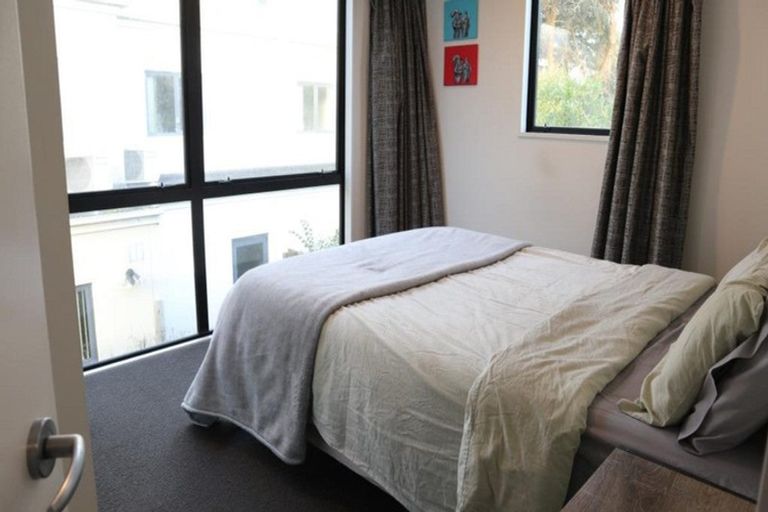 Photo of property in 9b Tonks Street, North New Brighton, Christchurch, 8083