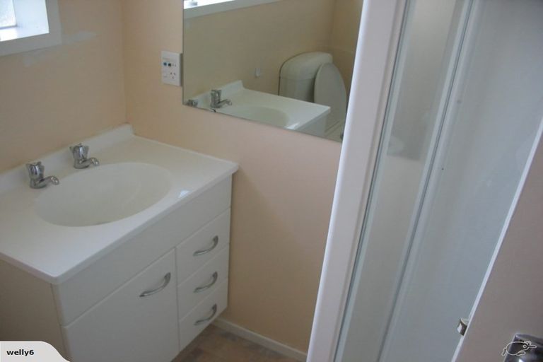 Photo of property in 8 Aspen Grove, Maungaraki, Lower Hutt, 5010