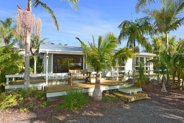 Photo of property in 17 Karaka Drive, Kerikeri, 0230