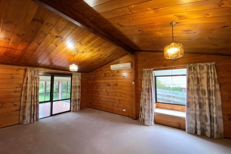 Photo of property in 19 Buchanan Place, Sunnybrook, Rotorua, 3015