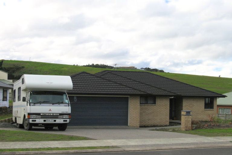 Photo of property in 17 Governor Grey Road, Snells Beach, 0920