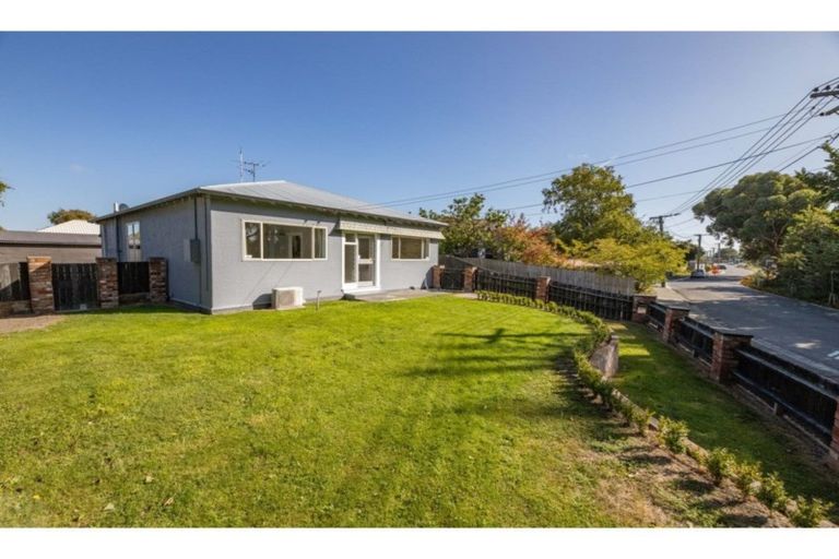 Photo of property in 74 Cumnor Terrace, Woolston, Christchurch, 8023