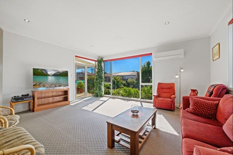 Photo of property in 32 Hutcheson Street, Mayfield, Blenheim, 7201