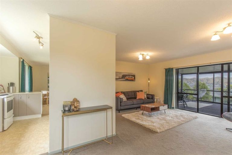 Photo of property in 151 Mark Avenue, Grenada Village, Wellington, 6037