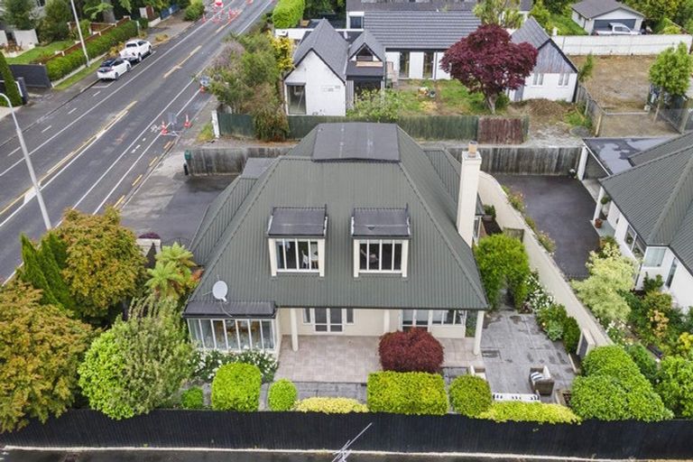 Photo of property in 95 Clyde Road, Ilam, Christchurch, 8041