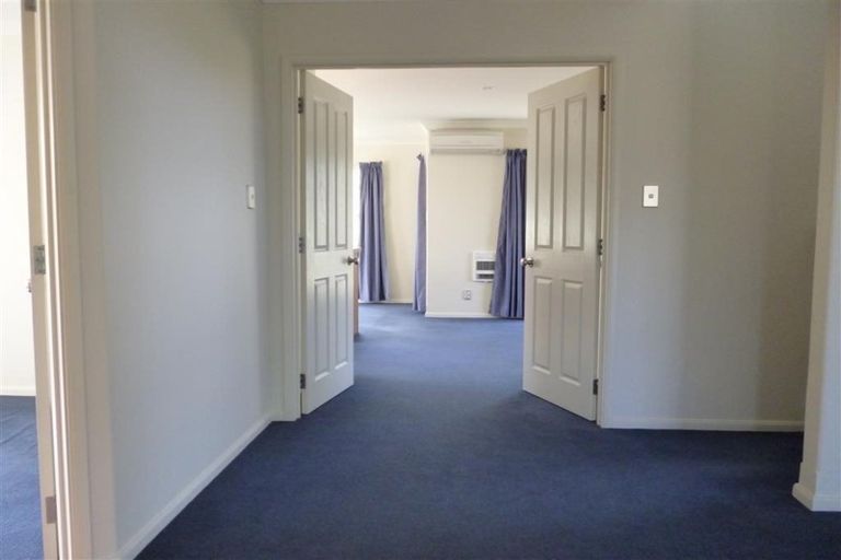 Photo of property in 52 Limes Avenue, Parklands, Christchurch, 8083