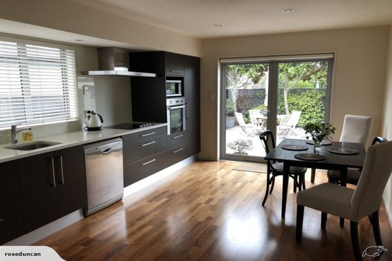 Photo of property in 1/26 Wairakei Road, Strowan, Christchurch, 8052