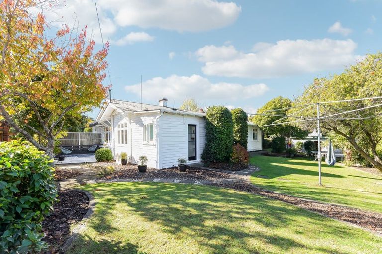 Photo of property in 19 Tipahi Street, Nelson South, Nelson, 7010