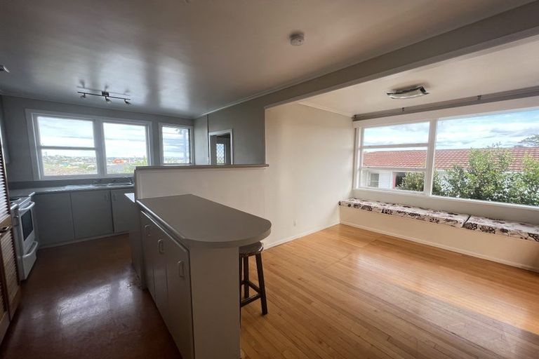 Photo of property in 217 Sunnynook Road, Wairau Valley, Auckland, 0627