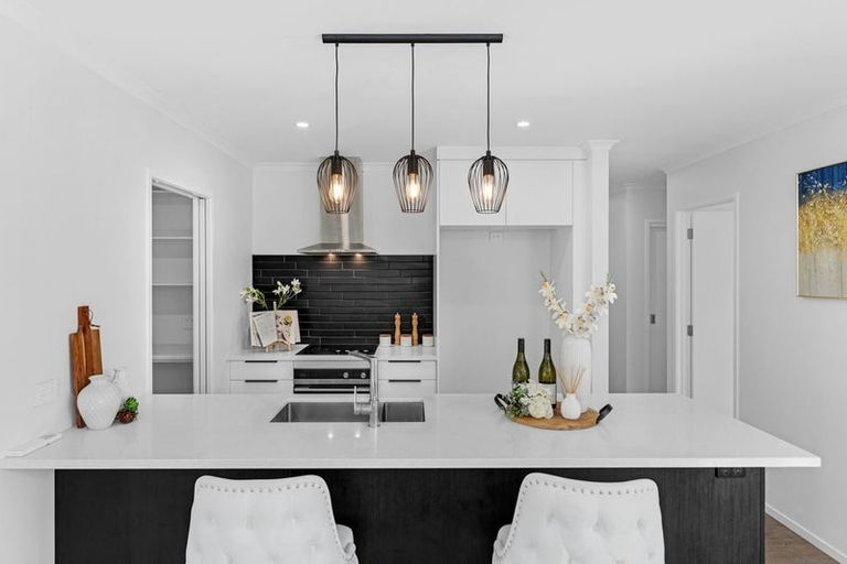 Photo of property in 11 Paul Way, Pokeno, 2402