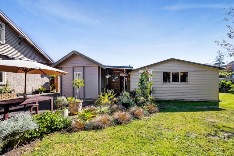 Photo of property in 70 Collins Street, Hawera, 4610