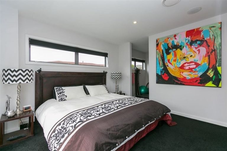 Photo of property in 10 Jules Crescent, Bell Block, New Plymouth, 4312