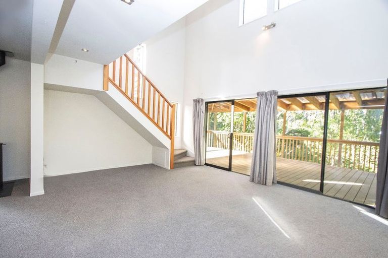 Photo of property in 293 Paremoremo Road, Paremoremo, Auckland, 0632