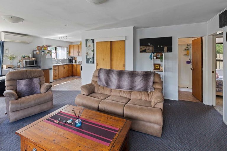 Photo of property in 1 Newall Place, Solway, Masterton, 5810