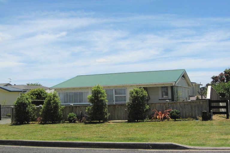 Photo of property in 92 Wharf Road, Clarks Beach, Pukekohe, 2679