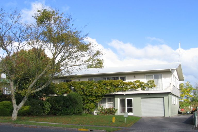 Photo of property in 58 Pohutukawa Drive, Tokoroa, 3420