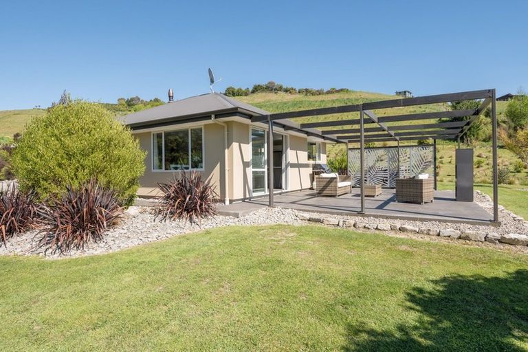 Photo of property in 10 Gossey Drive, Wakefield, 7025