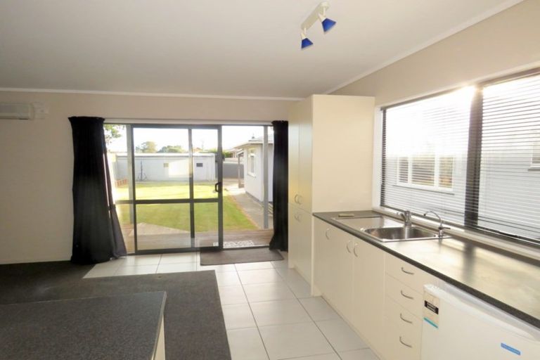 Photo of property in 54 Stuart Street, Holmes Hill, Oamaru, 9401