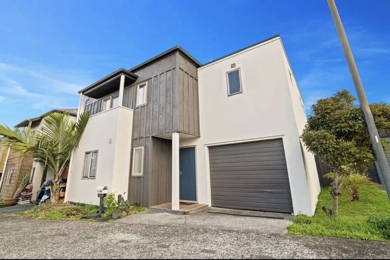 Photo of property in 50a Arawa Street, New Lynn, Auckland, 0600