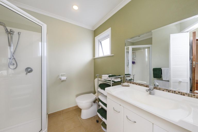 Photo of property in 77 Marne Street, Hokowhitu, Palmerston North, 4410