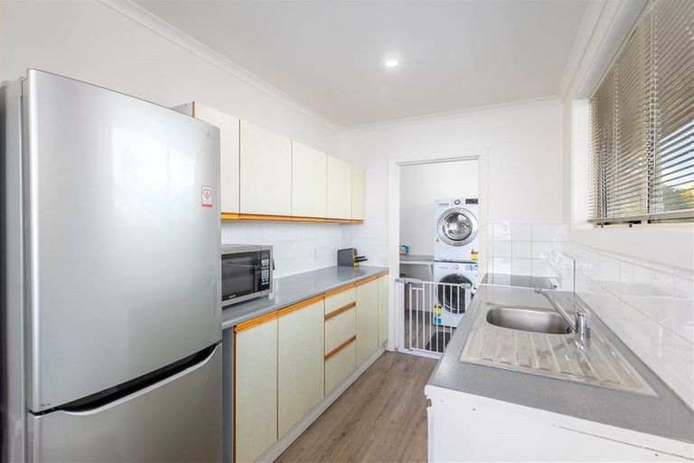 Photo of property in 7 Clipper Place, Redwood, Christchurch, 8051