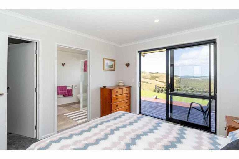 Photo of property in 870 Pungaere Road, Waipapa, 0295