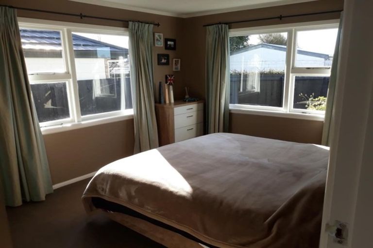 Photo of property in 2/9b Kirner Street, Burwood, Christchurch, 8083