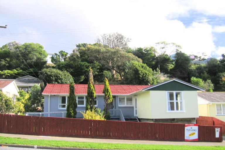 Photo of property in 189 Sievers Grove, Cannons Creek, Porirua, 5024