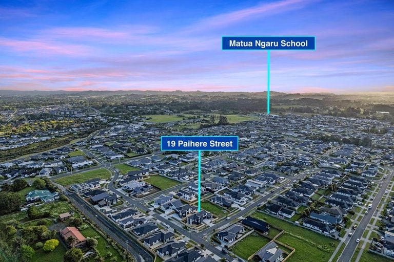 Photo of property in 19 Paihere Street, Huapai, Kumeu, 0810