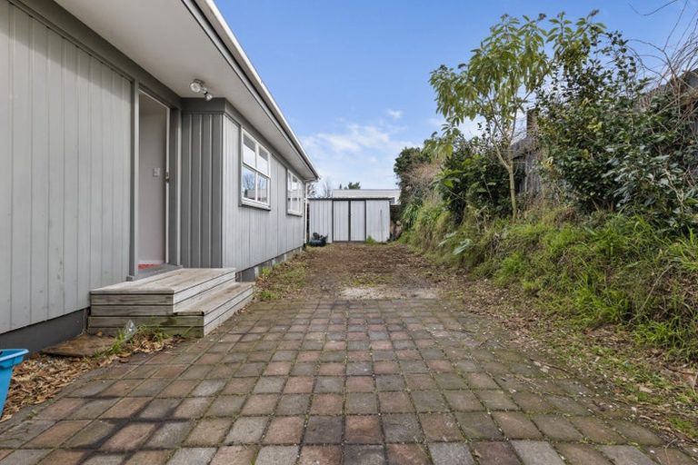 Photo of property in 8a Elm Grove, Westown, New Plymouth, 4310