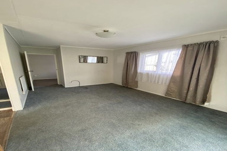 Photo of property in 13a Dunstan Street, Otaki, 5512