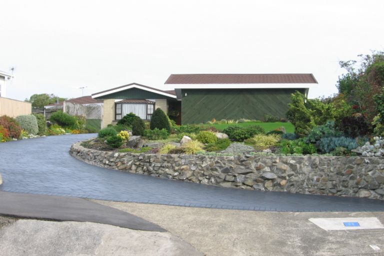 Photo of property in 11 Motuhara Road, Plimmerton, Porirua, 5026
