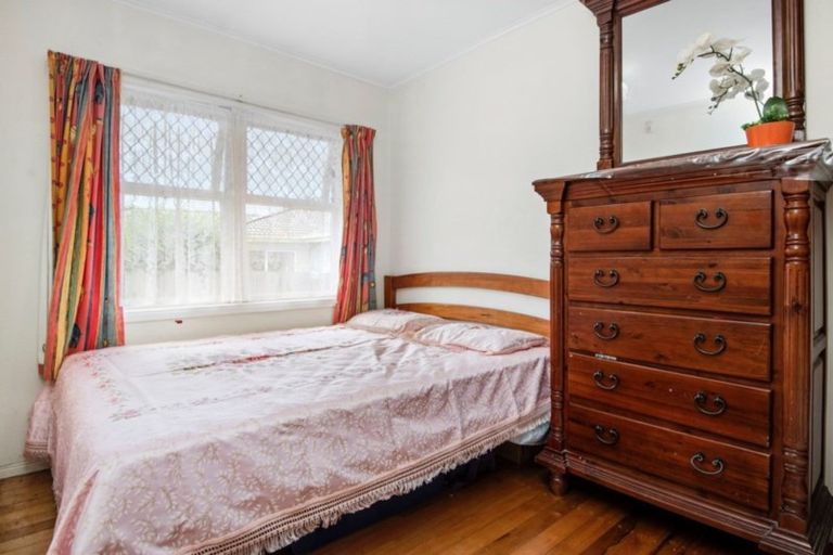 Photo of property in 1/4 Roseburn Place, Pakuranga, Auckland, 2010