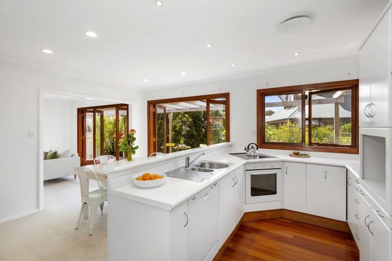 Photo of property in 1a Colin Grove, Hutt Central, Lower Hutt, 5010