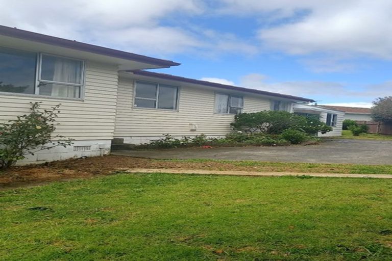 Photo of property in 30 Zelda Avenue, Clover Park, Auckland, 2023