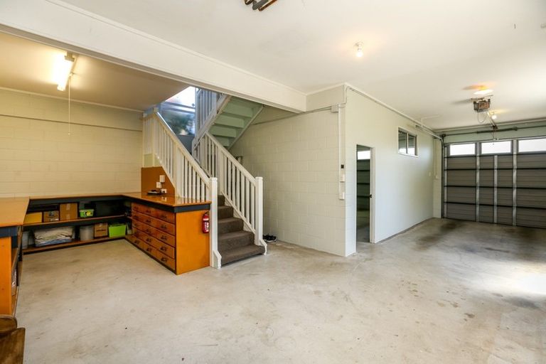 Photo of property in 30 Karaka Street, Merrilands, New Plymouth, 4312
