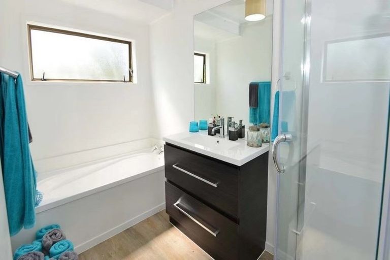 Photo of property in 1/38 Chequers Avenue, Glenfield, Auckland, 0629