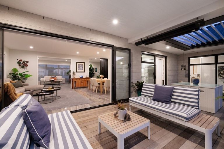 Photo of property in 39 Montiicola Drive, Papamoa Beach, Papamoa, 3118