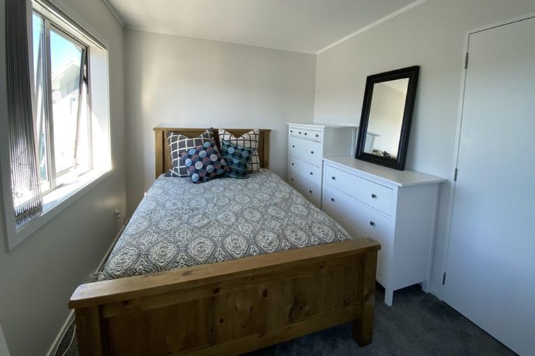 Photo of property in 7/15 Andersons Road, Oteha, Auckland, 0632