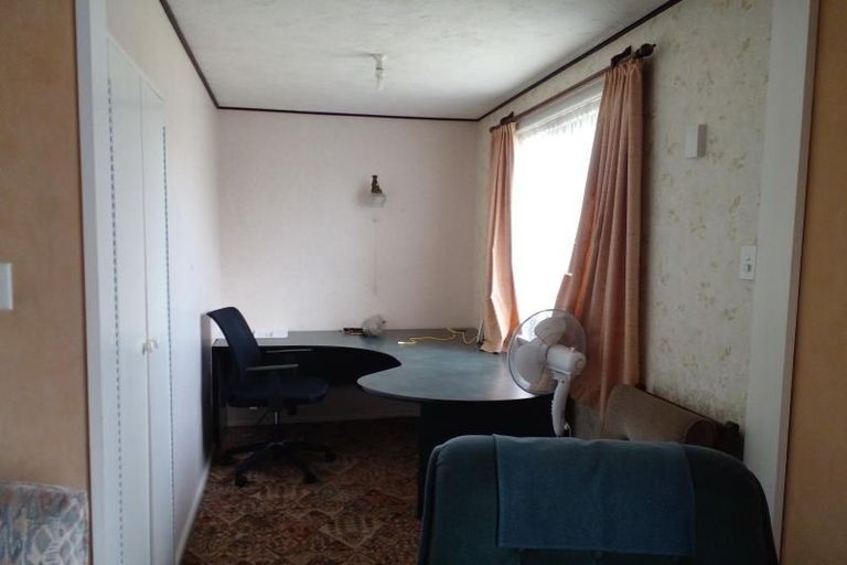 Photo of property in 16 Gallipoli Road, Onekawa, Napier, 4110