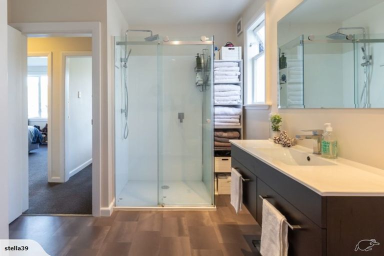 Photo of property in 154 Marine Parade, New Brighton, Christchurch, 8083