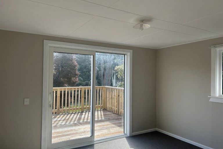 Photo of property in 22 Hampden Street, Picton, 7220