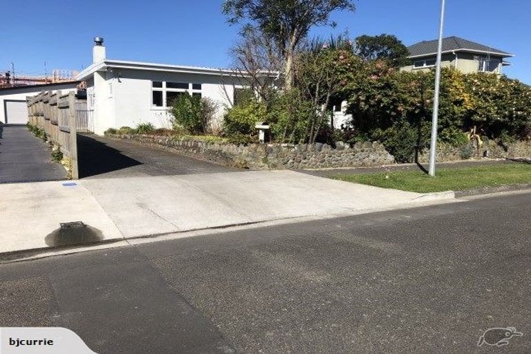 Photo of property in 32 Hardie Street, Hokowhitu, Palmerston North, 4410
