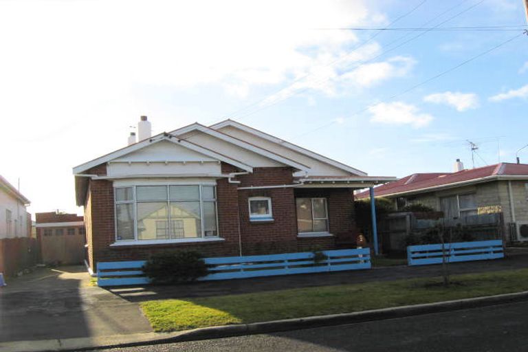 Photo of property in 2 Jackson Street, Saint Kilda, Dunedin, 9012