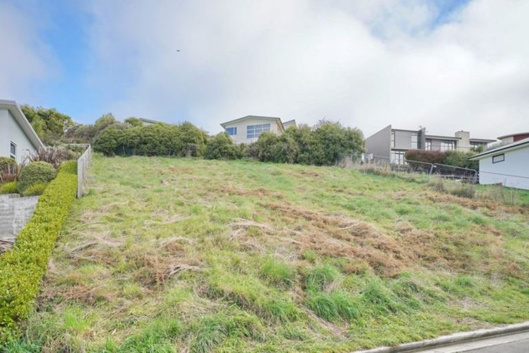 Photo of property in 12 Rushden Rise, Westmorland, Christchurch, 8025